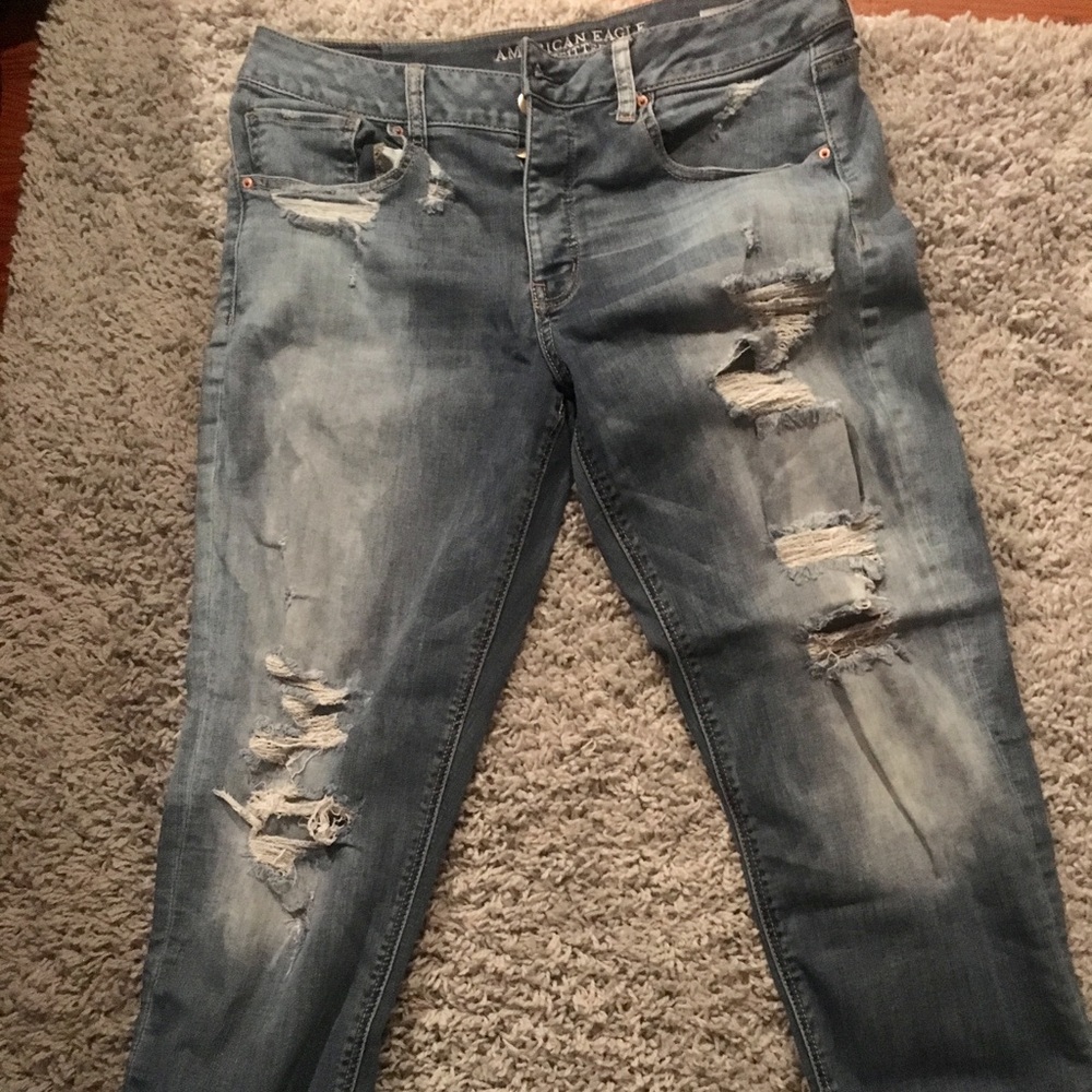 American Eagle tomgirl jeans
